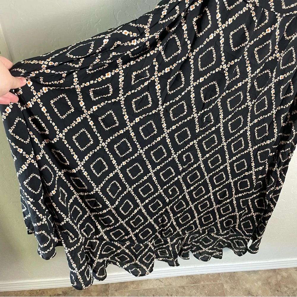 Torrid Black Floral Geometric Maxi Georgette Surplice Hi-Low Dress 3X NWT - Picture 9 of 16